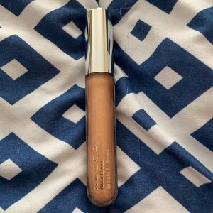 Becca Glow Gloss